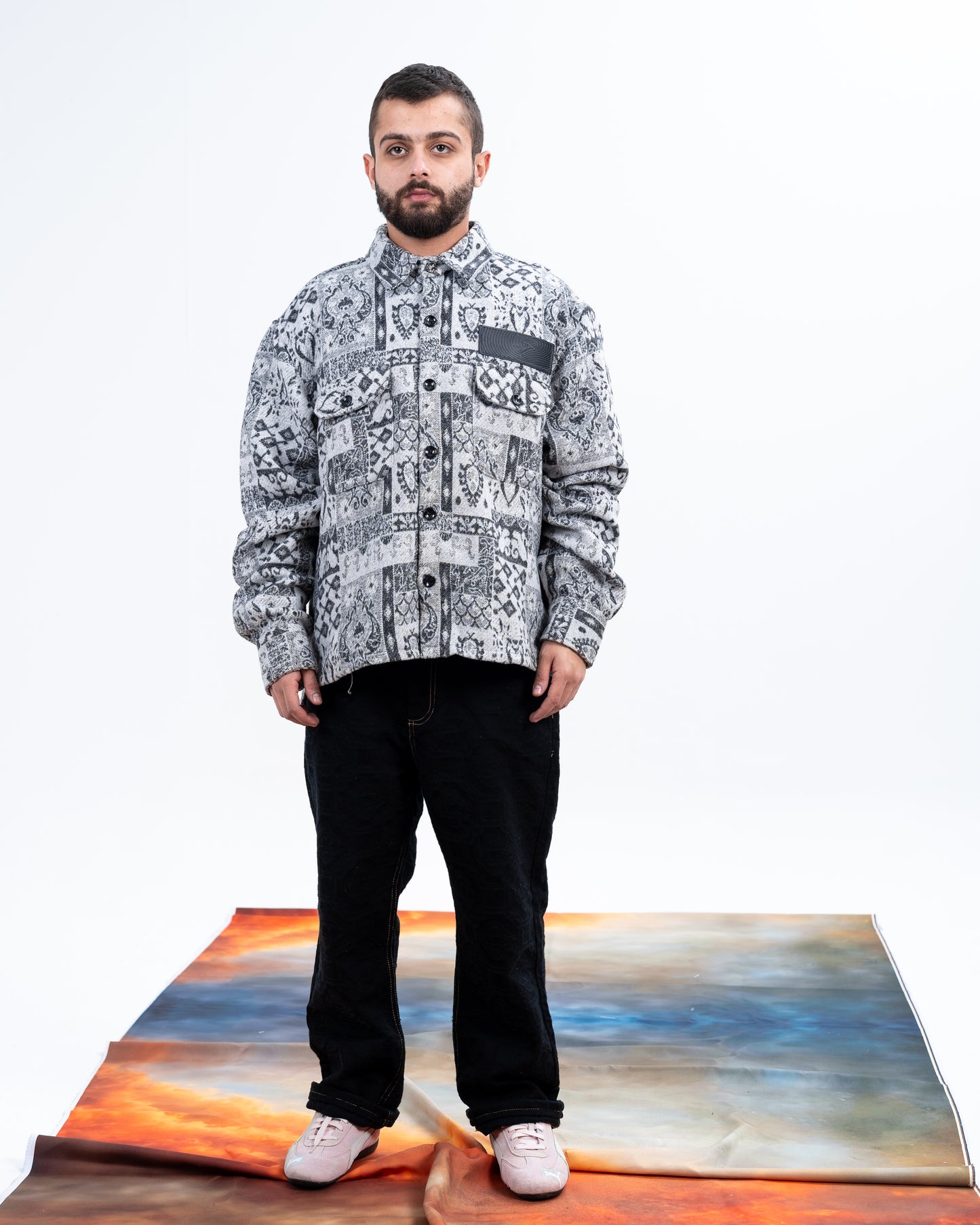 Gray/Black Patterned Jacquard shirt
