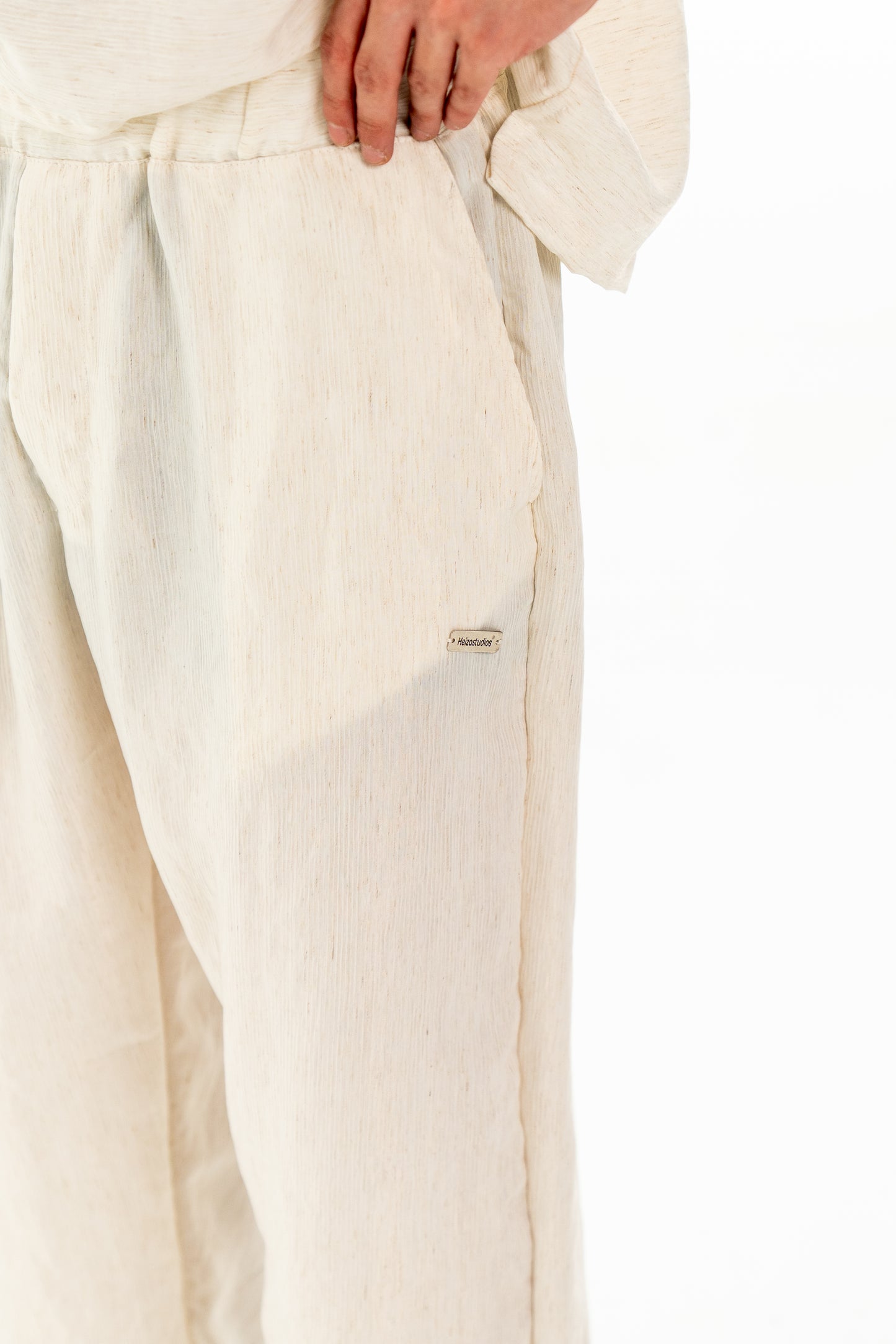 The Pleated Linen Pants