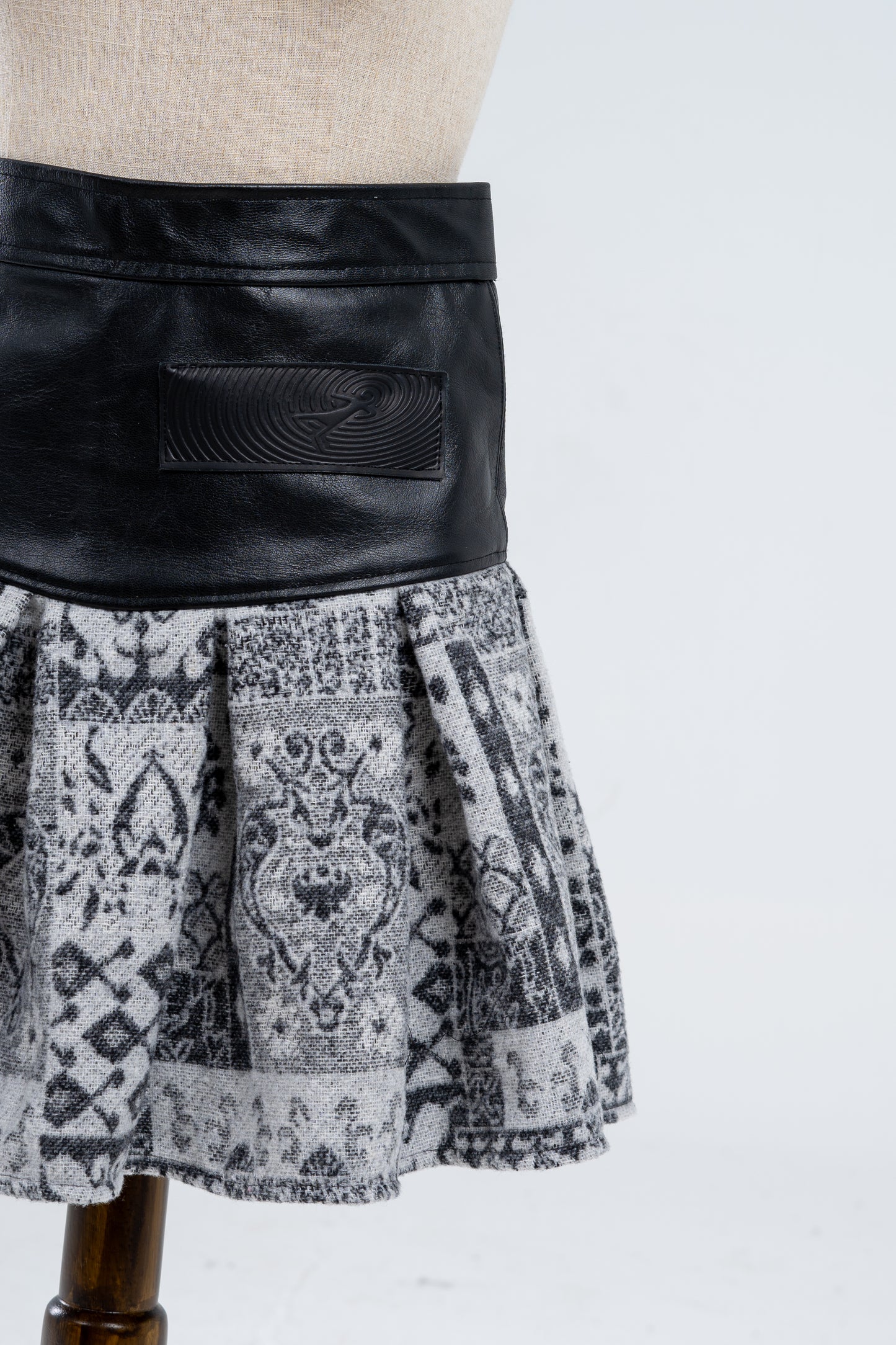 Genuine Leather Gray Patterned Skirt
