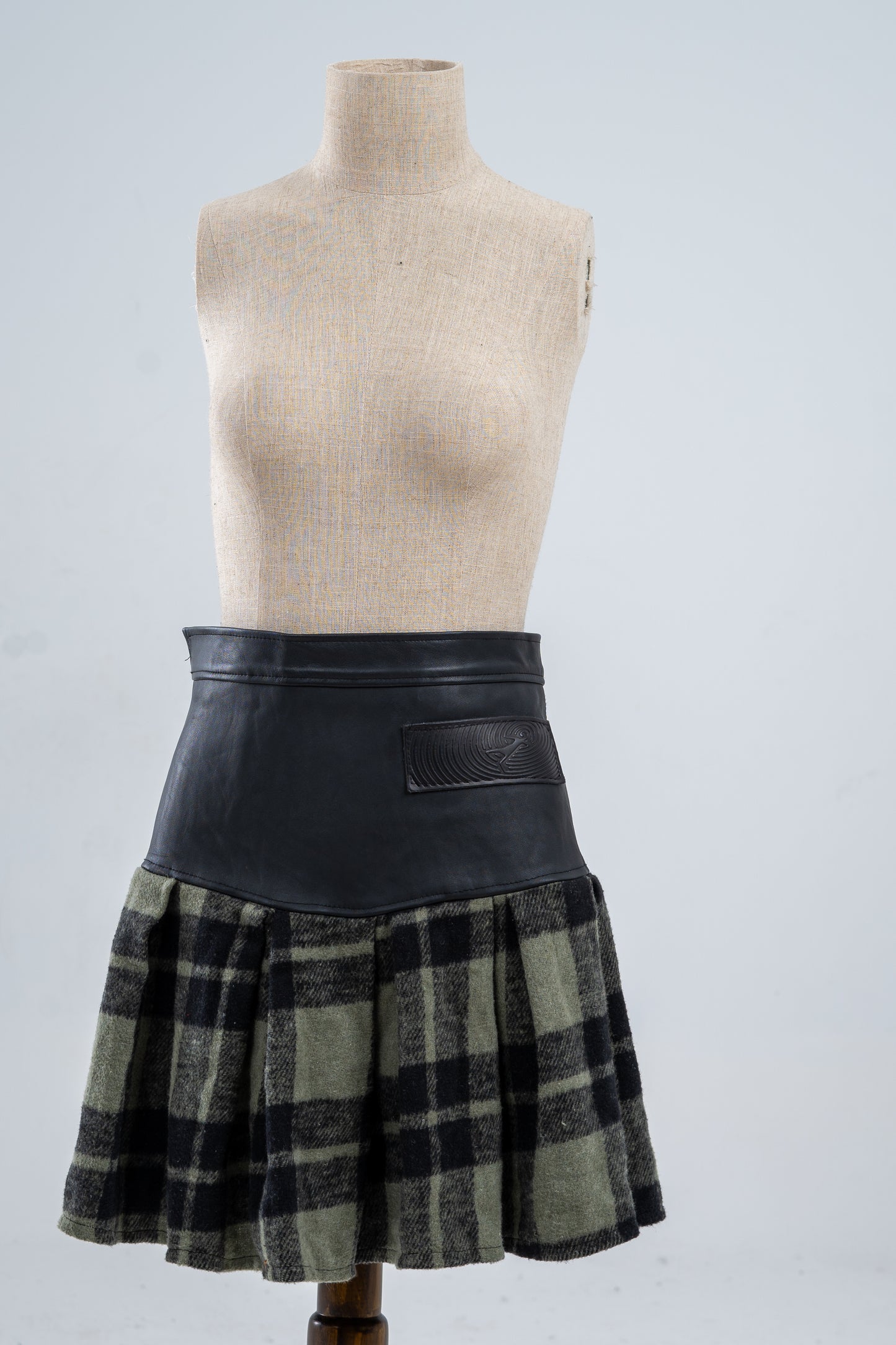 Genuine leather Green plaid pleated Skirt