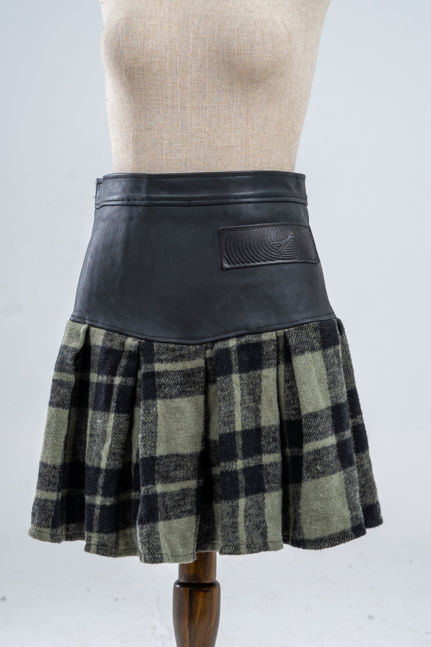 Genuine leather Green plaid pleated Skirt