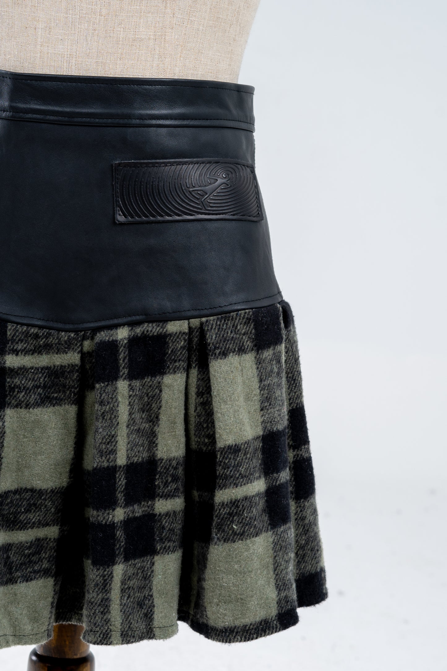 Genuine leather Green plaid pleated Skirt
