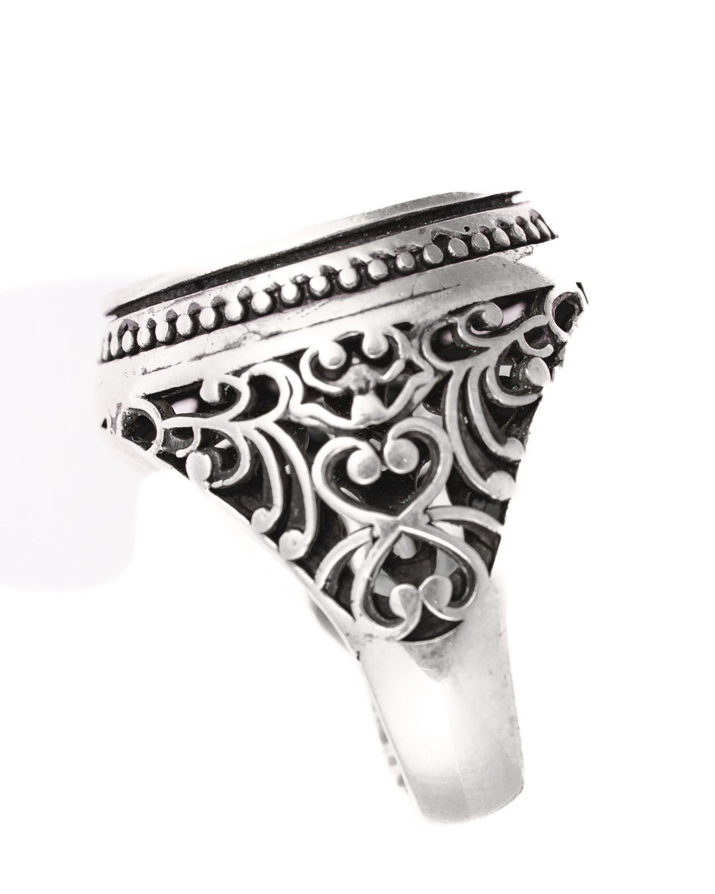Moghz Ring