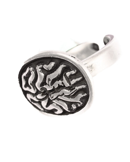 أَسْعَى Ring