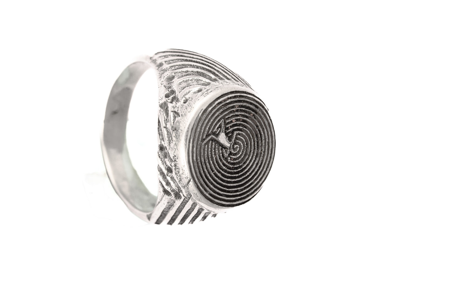 HS77 Ring