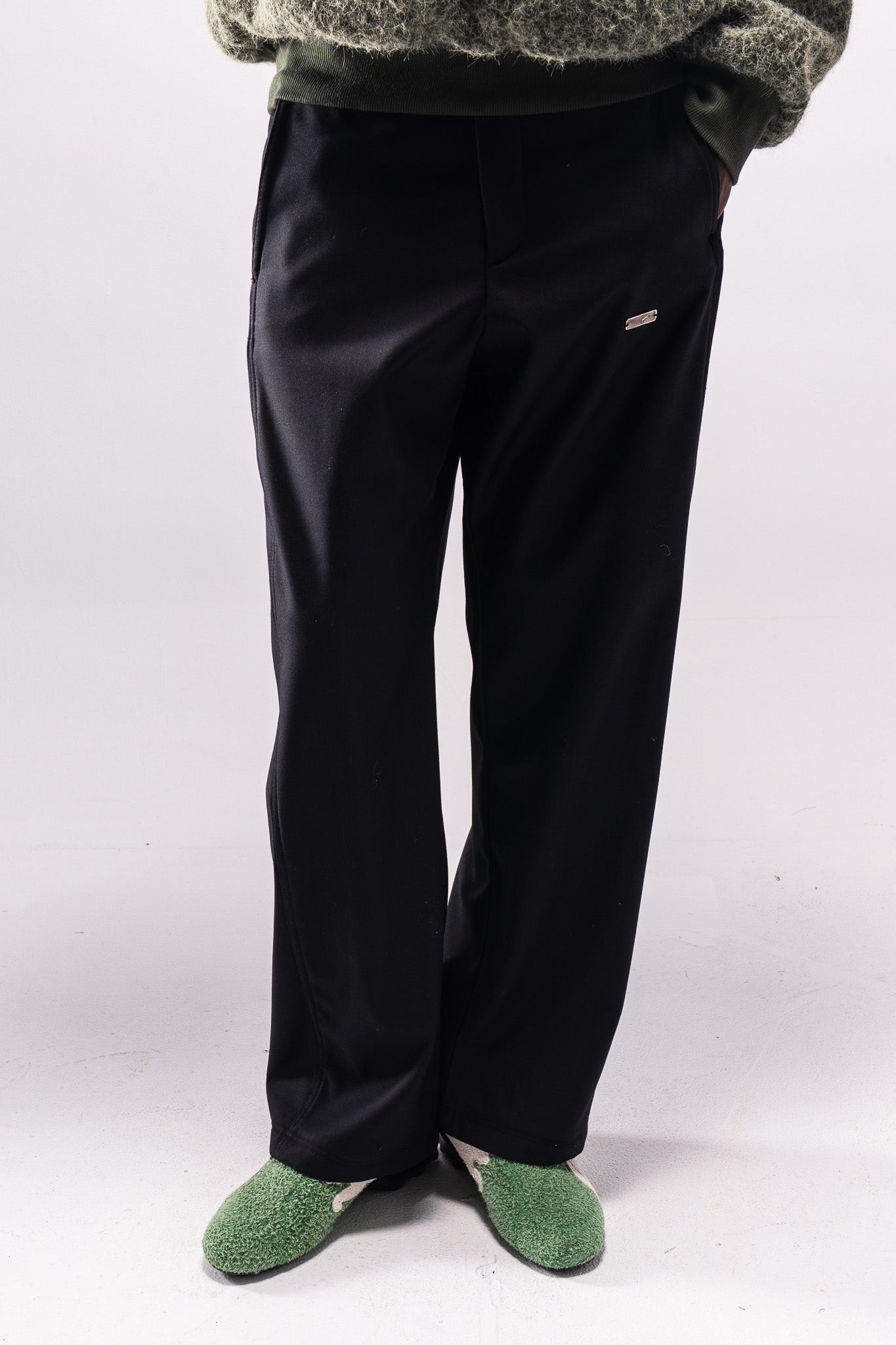 Frontal Cut Pants