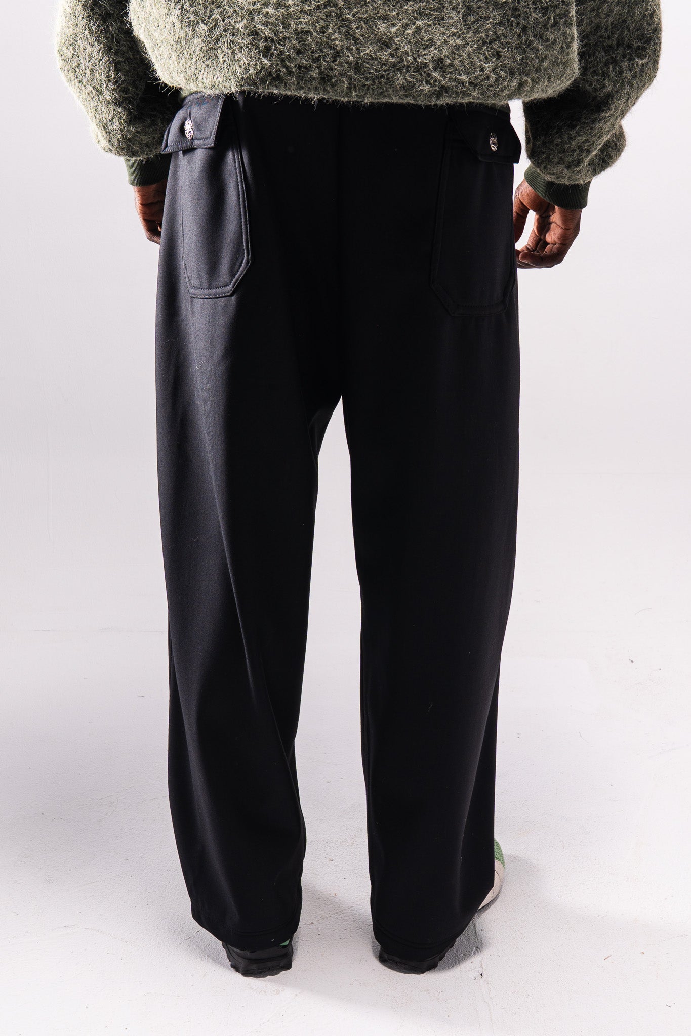Frontal Cut Pants