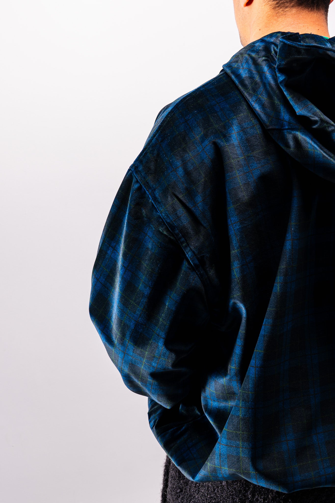 Cortex Collar Velvet Zip-up