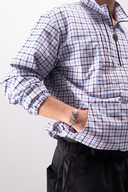 Silent Pleats Quarter Zip