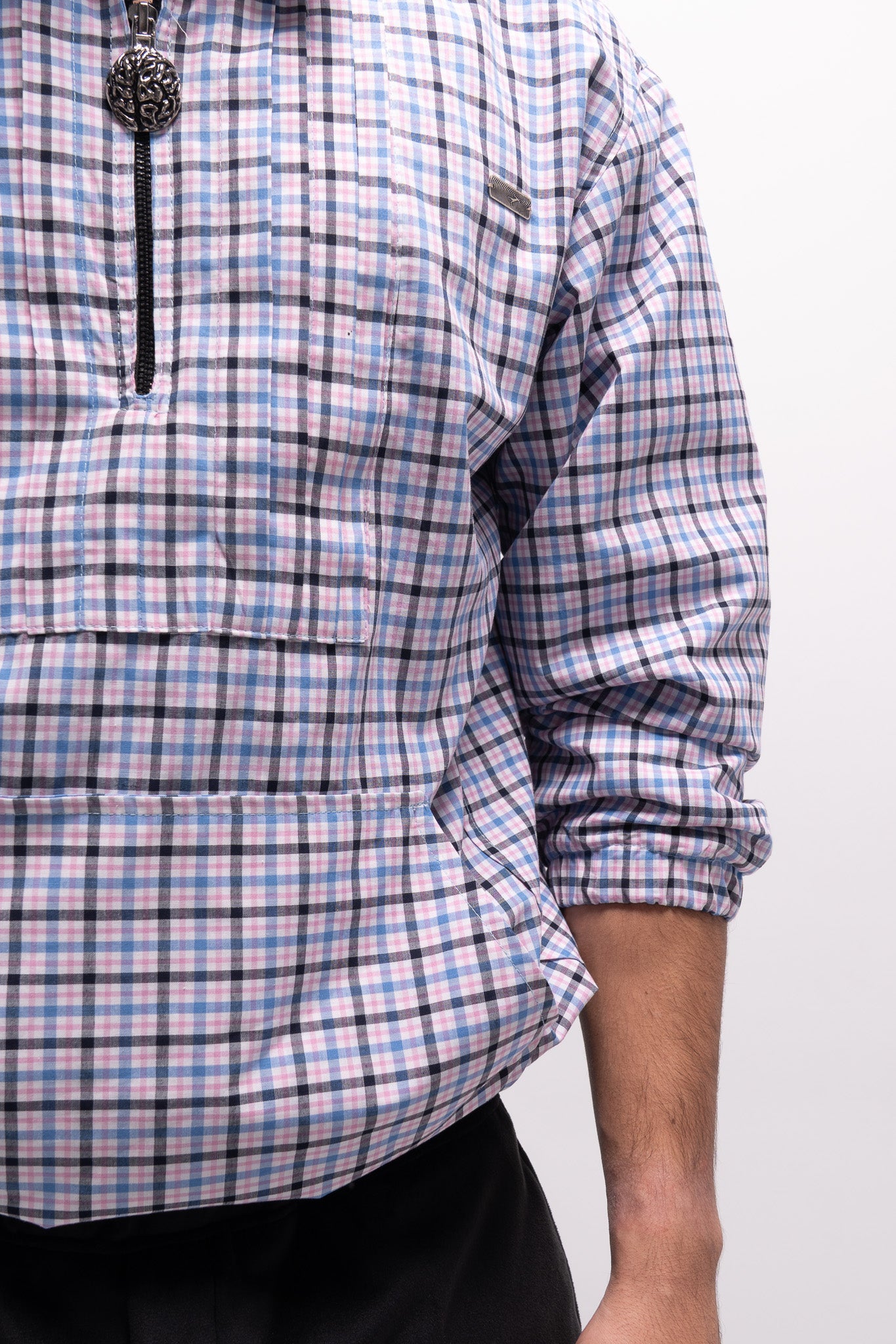 Silent Pleats Quarter Zip