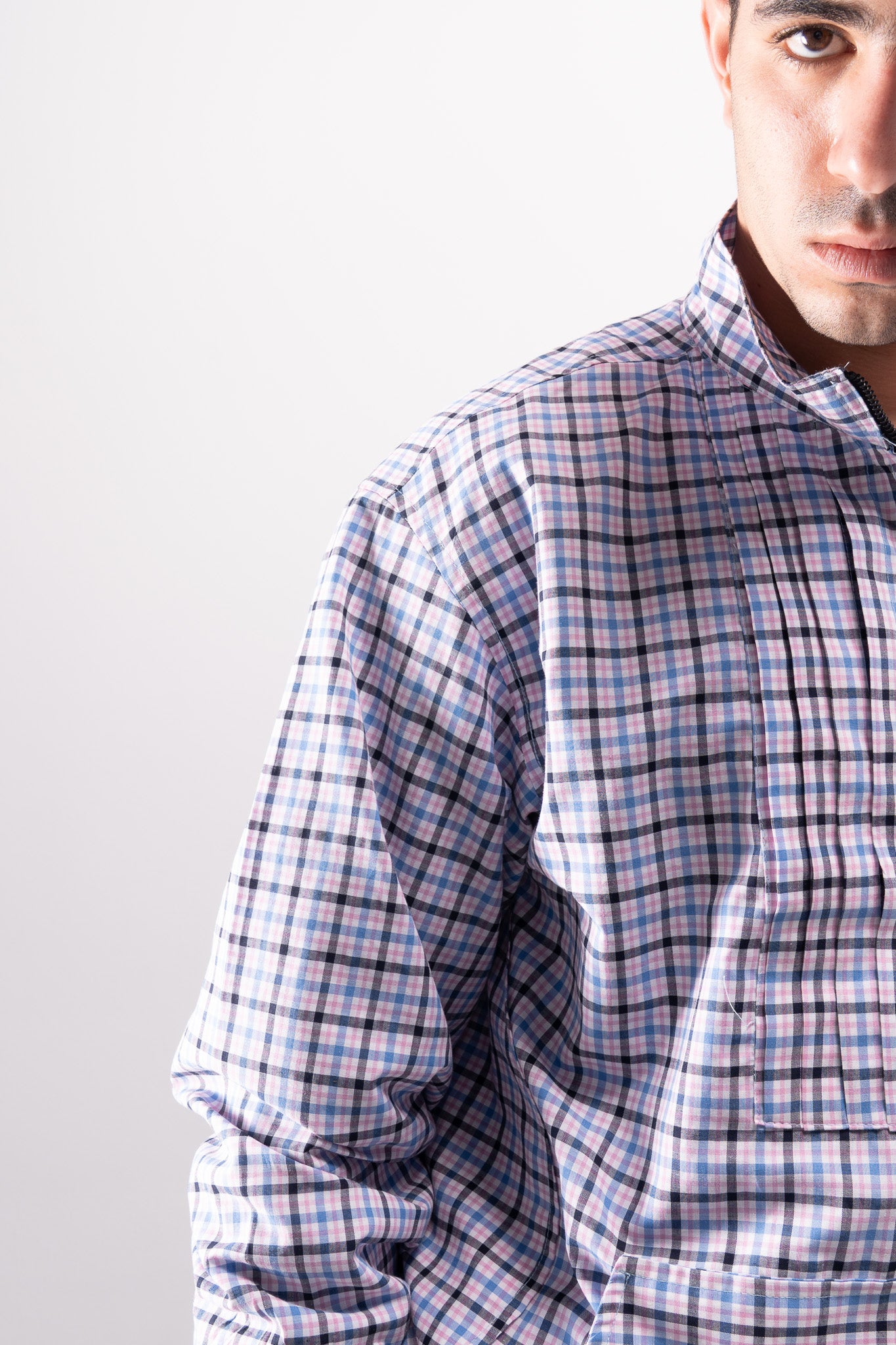 Silent Pleats Quarter Zip