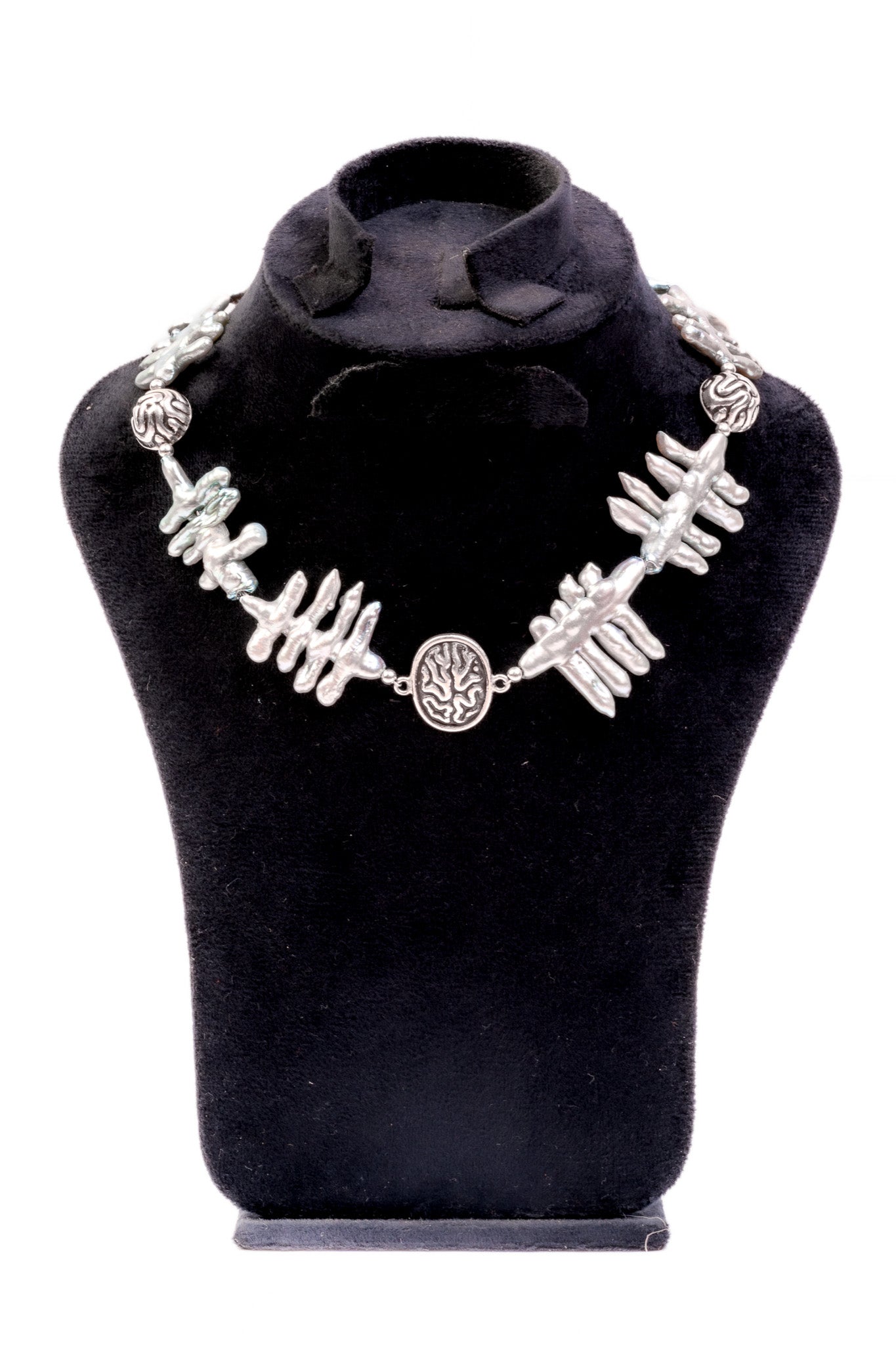 REDAM112 Necklace