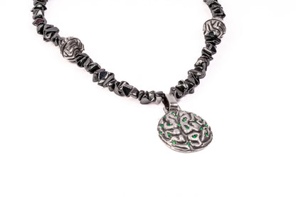 Tiě Kuàng Necklace