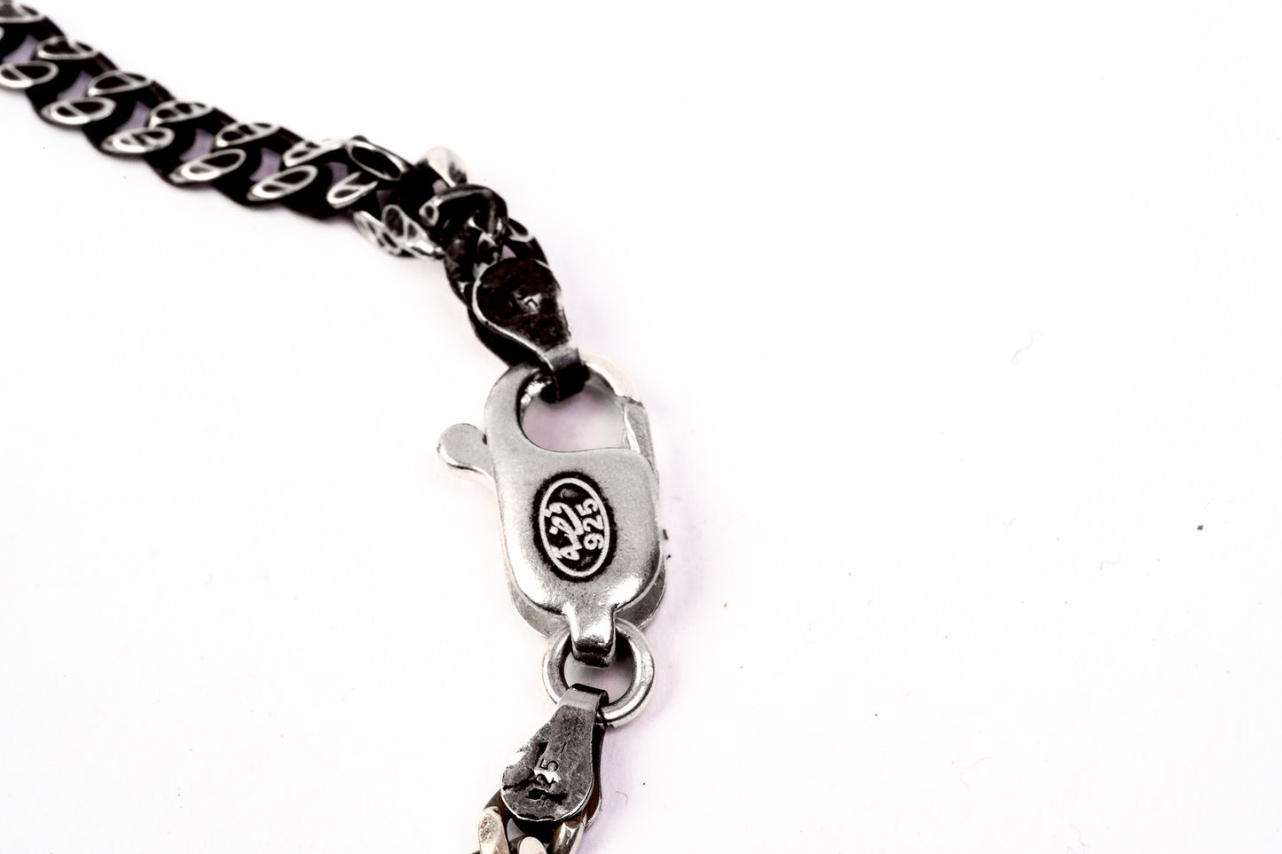 اَلْمِفْتَاحُ Pendant w/Chain