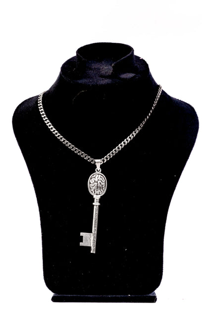 اَلْمِفْتَاحُ Pendant w/Chain