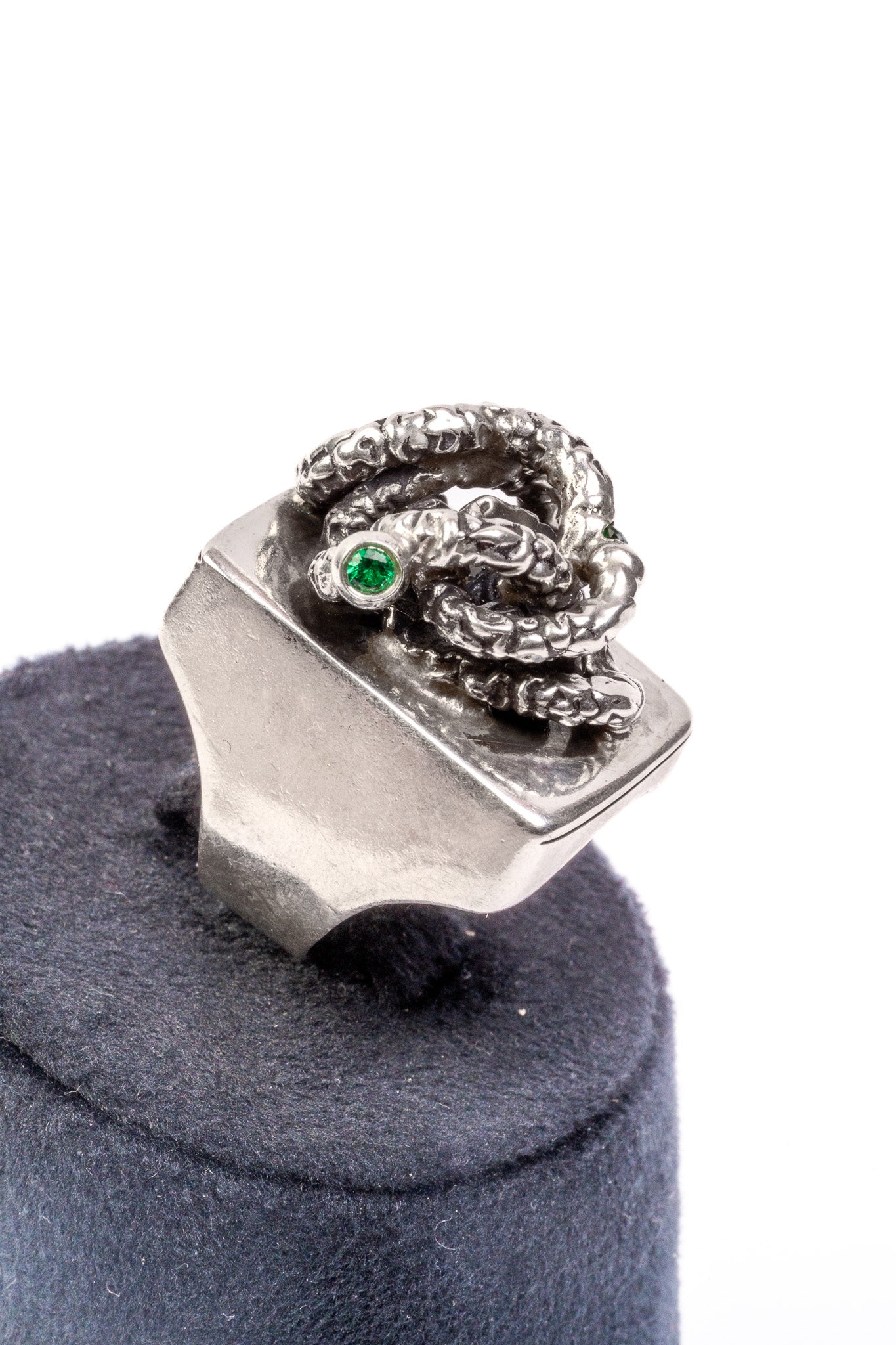 Struggles Ring